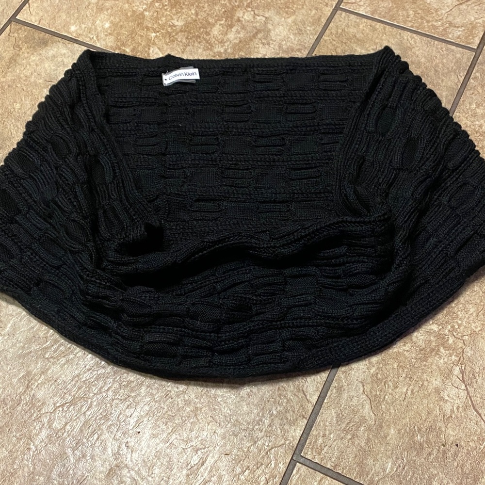Calvin Klein Black Knit Infinity Scarf Unisex Fall Cozy Winter Preppy